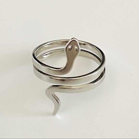 Adjustable Snake Ring - Picture 2 of 7